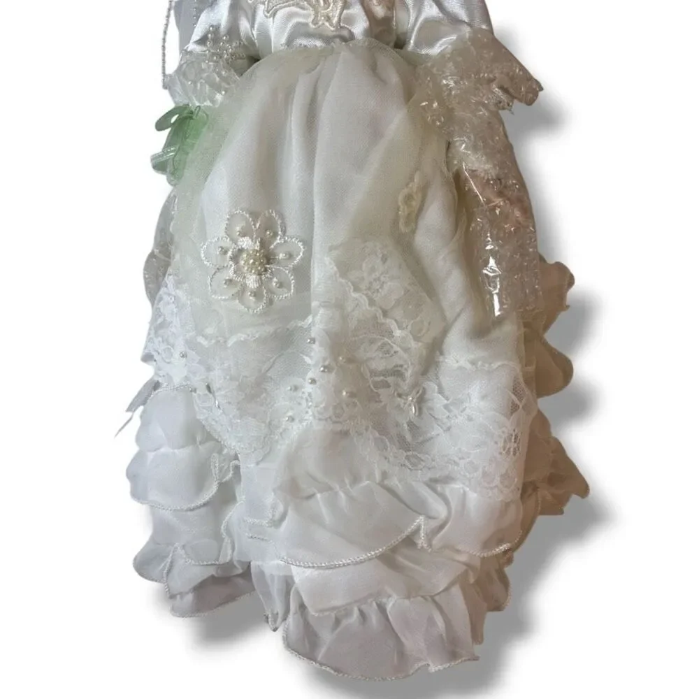 The Heritage Signature Collection construction delicate